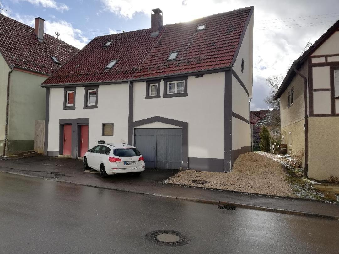 Lmi Haus & Urlaub Monteurwohnungen 2 Muensingen Luaran gambar
